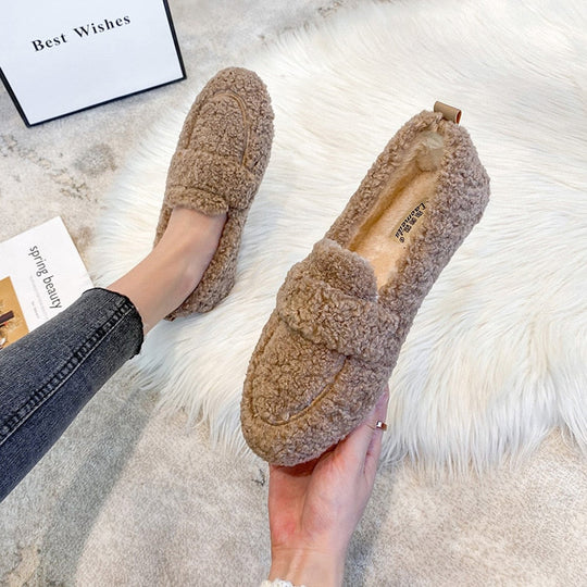 Alice™ | Stylish Fuzzy Winter Loafers