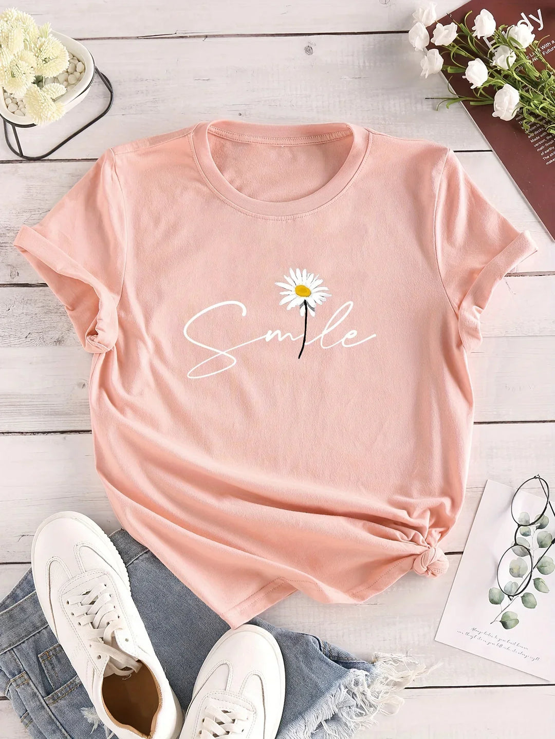 Bella - Elegant Women's T-Shirt