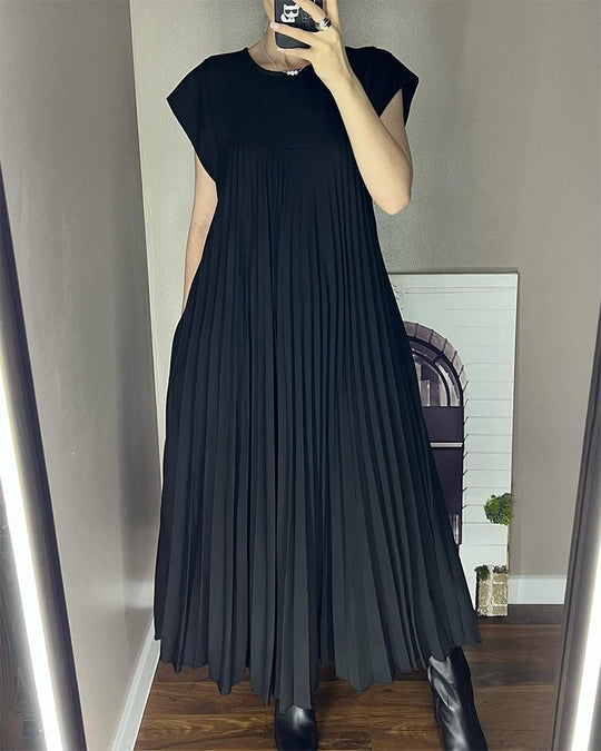 Bella | Elegant Pleated Dress