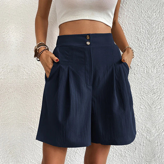 JUNE - ELEGANT AND COMFORTABLE WOMEN'S SHORTS